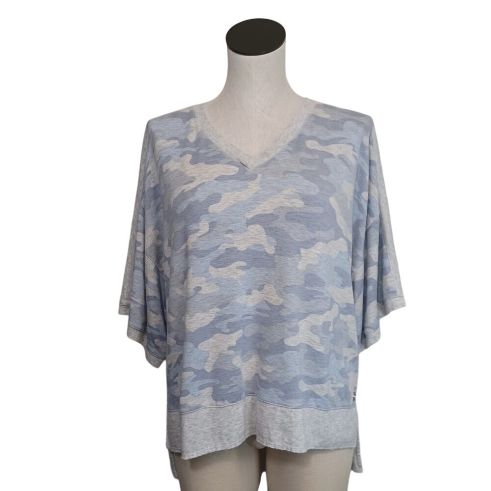 Calvin Klein Performance Womens Blue Camo V-Neck High-Low Top Medium